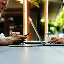 THẾ GIỚI VẪN CÓ THỂ VẬN HÀNH MÀ KHÔNG CẦN TỚI MẠNG INTERNET