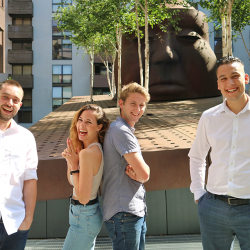 TUYỂN DỤNG NHÂN VIÊN THIẾT KẾ ĐỒ HỌA – Junior toàn thời gian